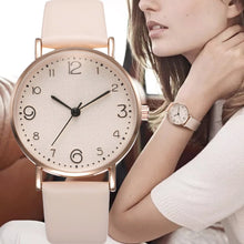 Load image into Gallery viewer, Reloj de pulsera de cuarzo analógico de lujo para Mujer de moda de estilo superior, Reloj dorado para Mujer, Reloj negro para Mujer
